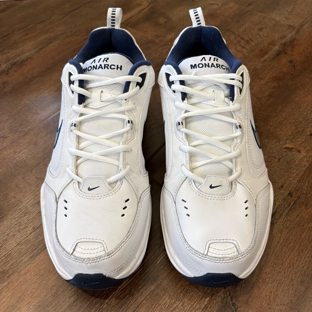Nike Air Monarch IV White Navy Sneakers Mens 12 4E Extra Wide Comfort Shoes